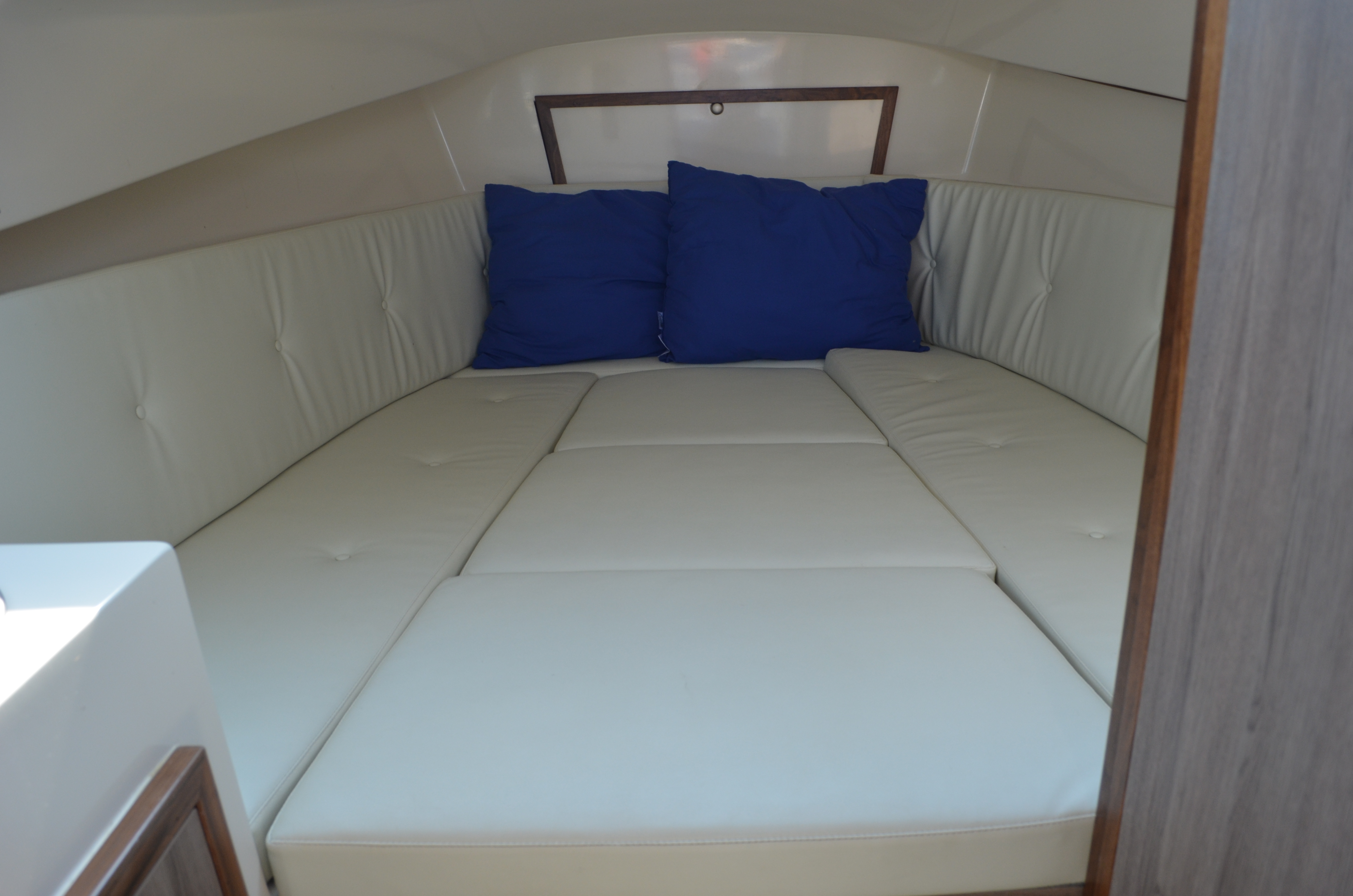 Sloep Cabin van Yachtcharter De Drait in Woudsend